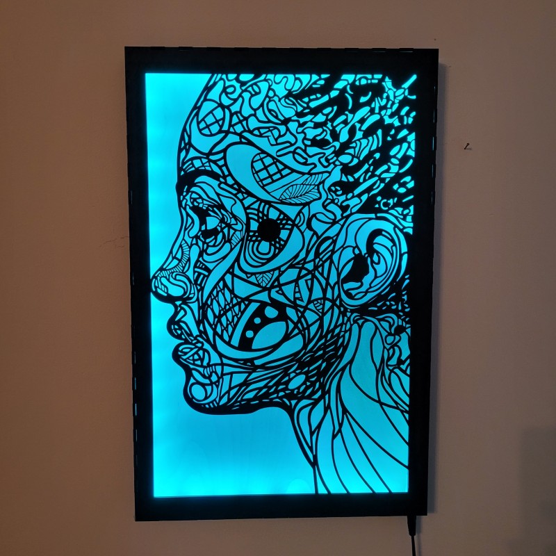 Lampka LED profil kobiety.